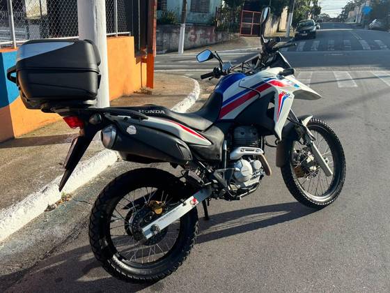 HONDA XRE 300 ADVENTURE HONDA XRE 300 ADVENTURE